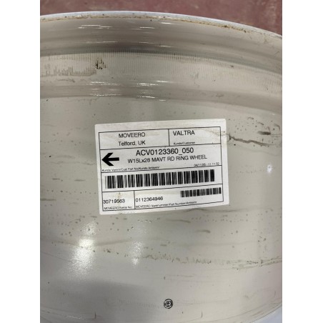 Llantas tractor  W15Lx28 Valtra buje 221 8T