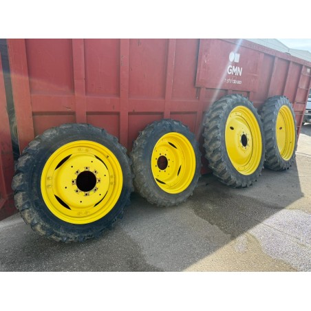 Kit Completo Ruedas Estrechas John Deere (Llantas + Neumáticos Kleber)