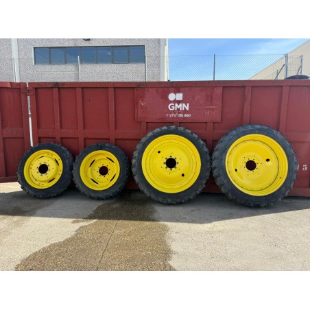 Kit Completo Ruedas Estrechas John Deere (Llantas + Neumáticos Kleber)