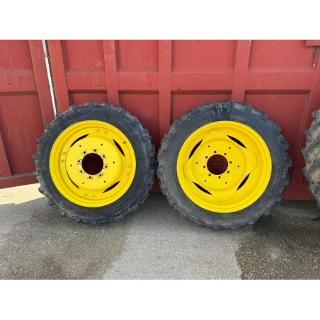 Kit Completo Ruedas Estrechas John Deere (Llantas + Neumáticos Kleber)