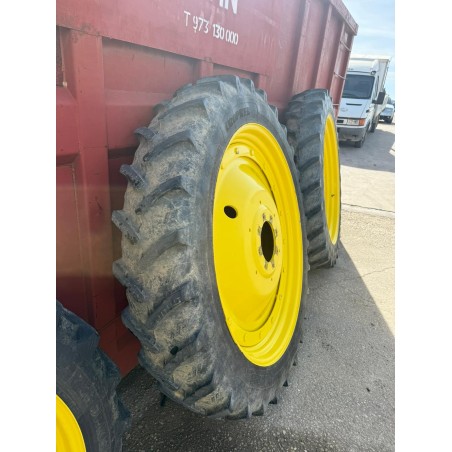 Kit Completo Ruedas Estrechas John Deere (Llantas + Neumáticos Kleber)