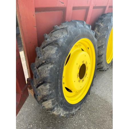 Kit Completo Ruedas Estrechas John Deere (Llantas + Neumáticos Kleber)